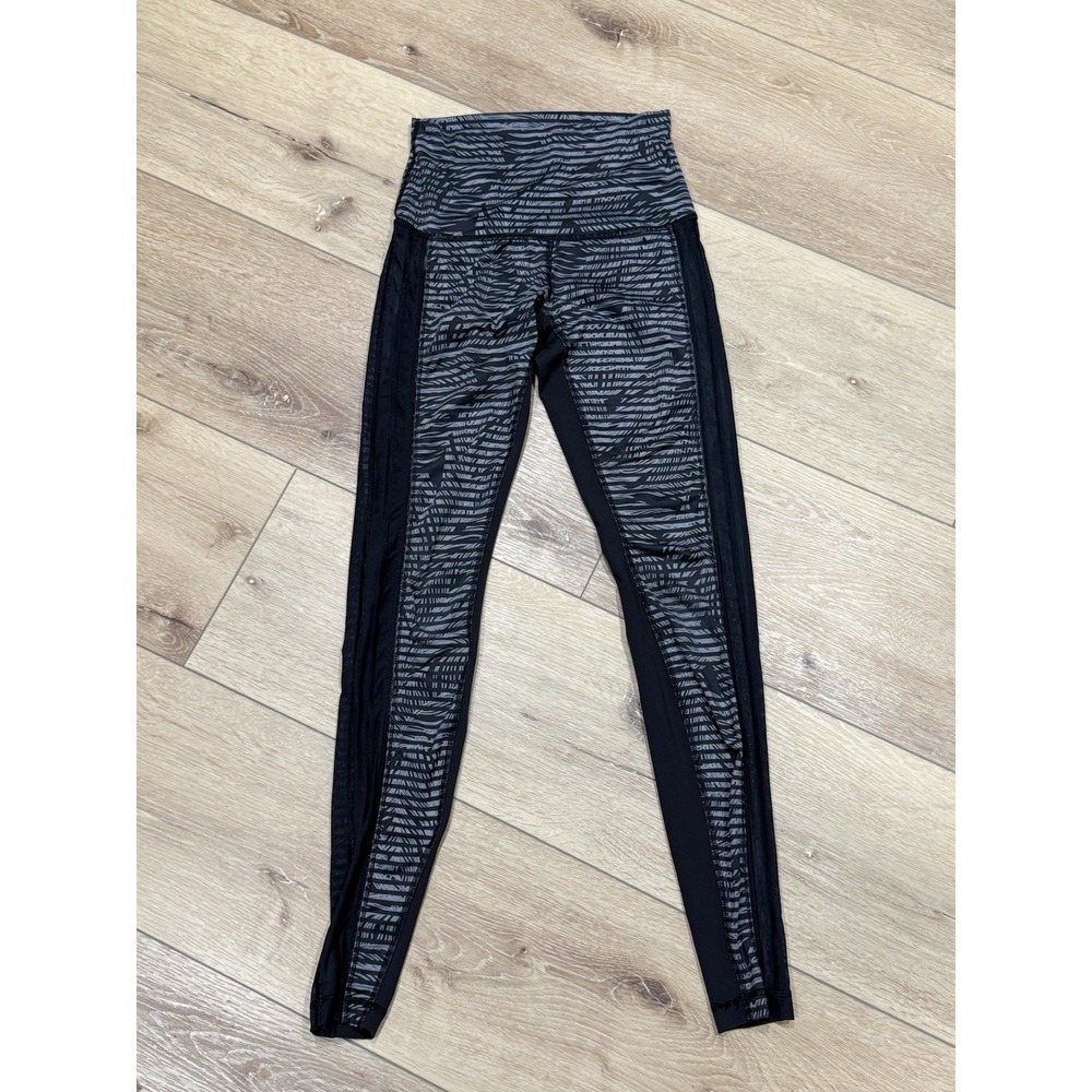 Lululemon Wunder Under Legging Size 6 Luxtreme Palm Leaves Stripe‎ Play Slate